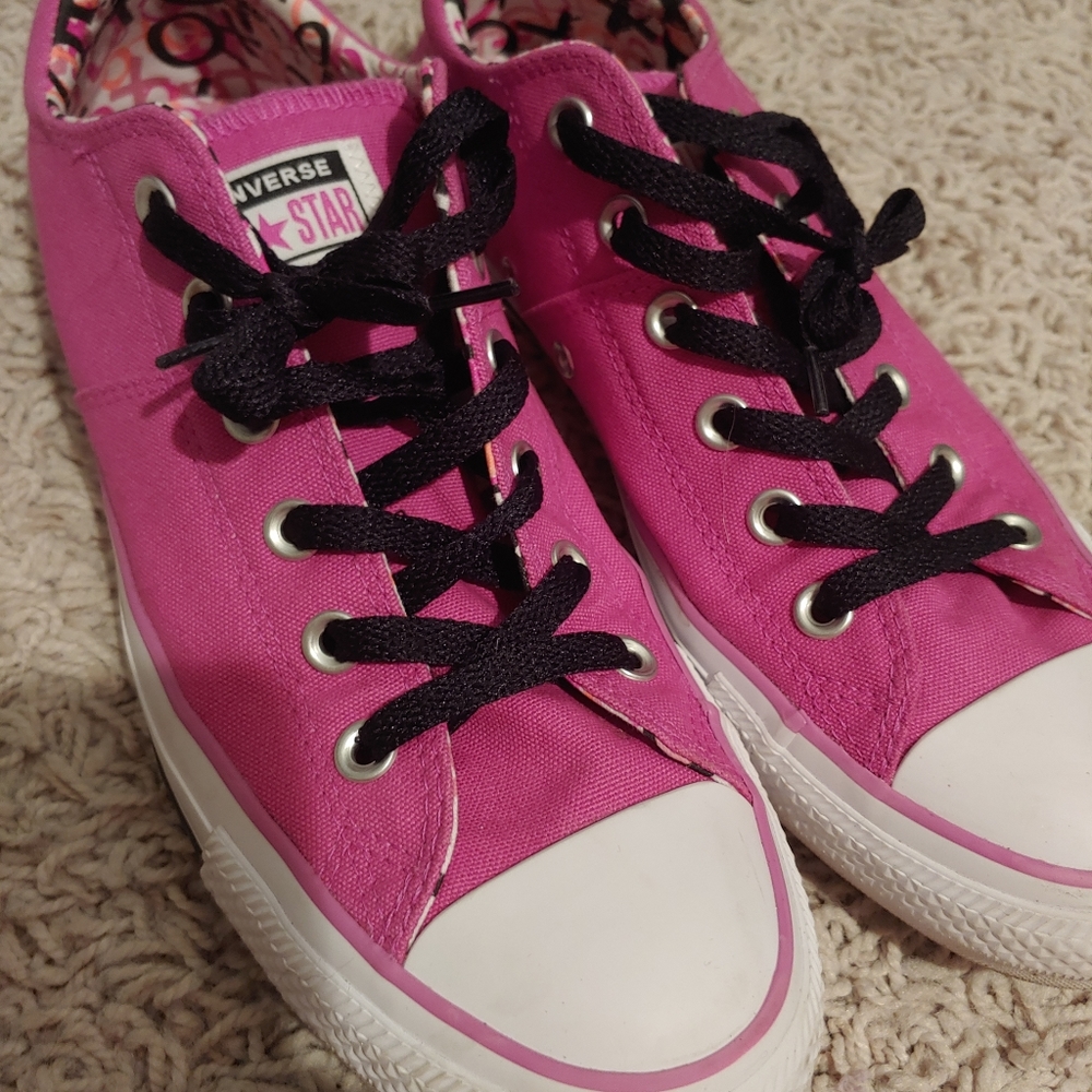 Pink Converse Size 10